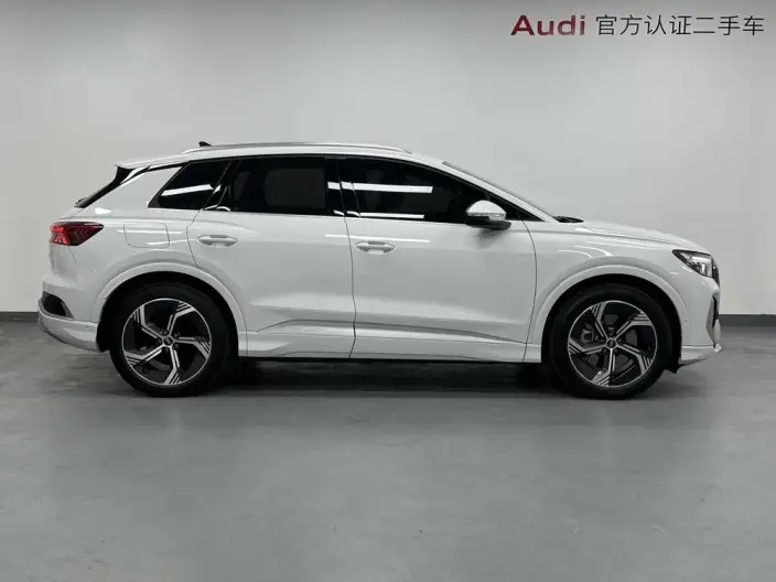 Audi Q4 e-tron 2024 Model 40 e-tron Genesis Edition – фото 8