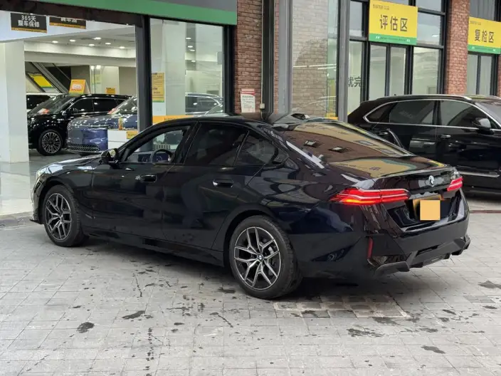 BMW 5 Series Imported 2024 Model 530i Leading Model M Sports Set – фото 4