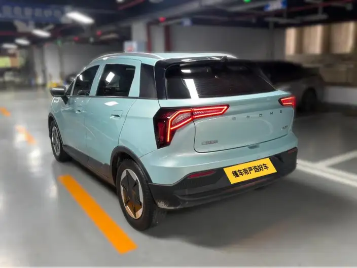 Geely Geometry E Firefly 2024 Model 401KM Xingguang – фото 3