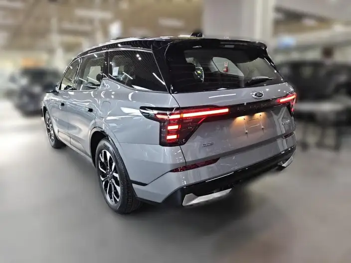 Ford Edge 2025 Model Ford Edge L 2.0T EcoBoost E Hybrid 4WD VII seat Supreme Model