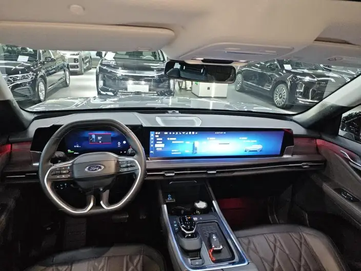 Ford Edge 2025 Model Ford Edge L 2.0T EcoBoost E Hybrid 4WD VII seat Supreme Model – фото 6