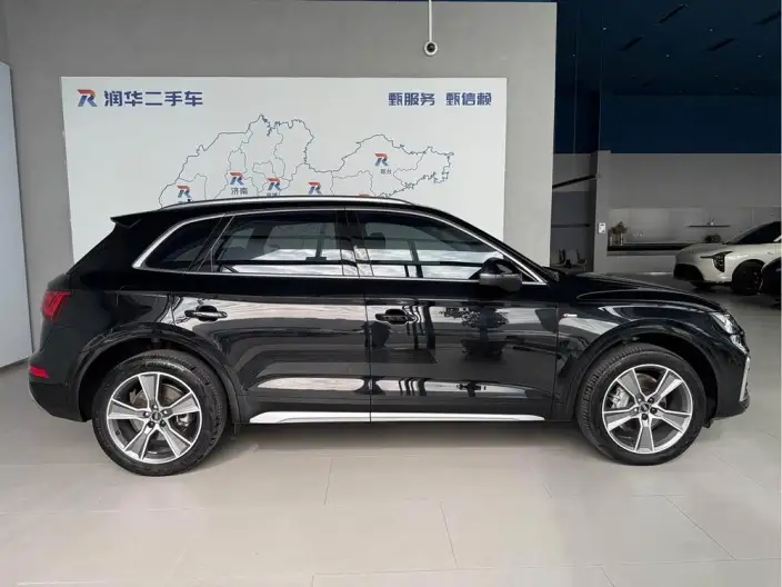 Audi Q5L 2022 Model 45T Luxury Dynamic Model – фото 5