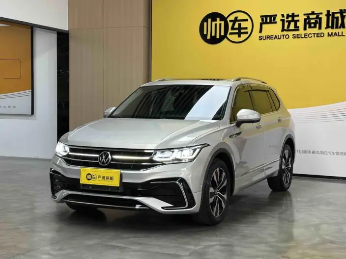 Volkswagen Tiguan L 2022 Model 330TSI Automatic 2WD R-Line Ultimate Edition – фото 1