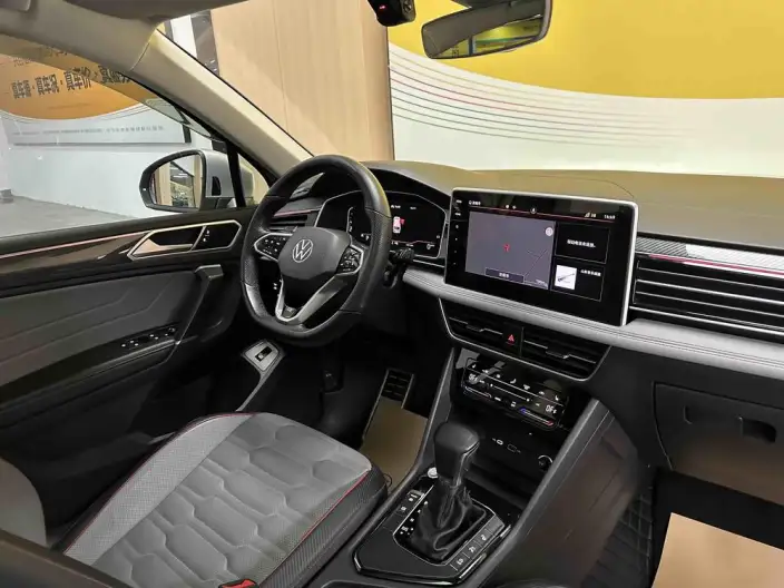 Volkswagen Tiguan L 2022 Model 330TSI Automatic 2WD R-Line Ultimate Edition – фото 9