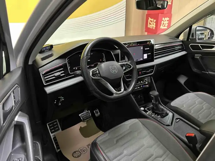 Volkswagen Tiguan L 2022 Model 330TSI Automatic 2WD R-Line Ultimate Edition – фото 10