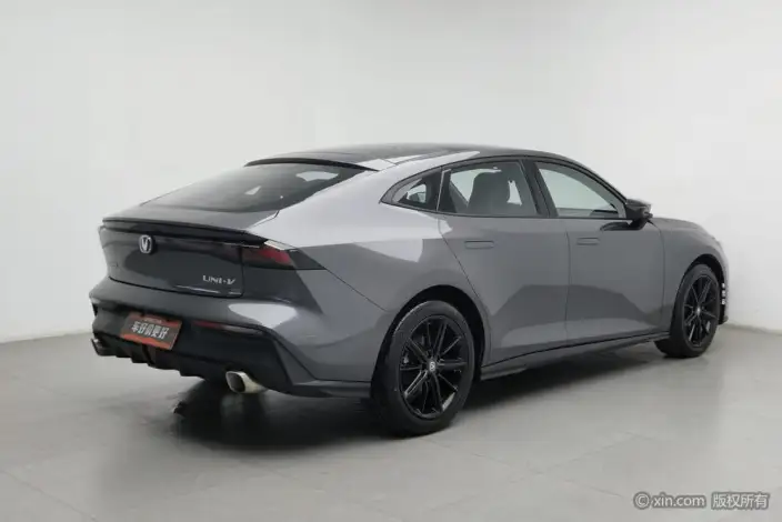 Changan UNI-V 2022 Model 1.5T Noble Model – фото 4