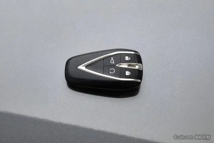 Changan UNI-V 2022 Model 1.5T Noble Model – фото 6