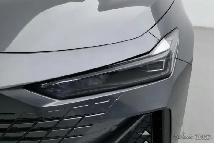Changan UNI-V 2022 Model 1.5T Noble Model – фото 7