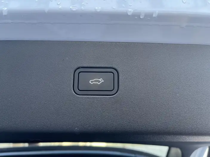 Volvo EX30 2025 Model Rear Drive Long Battery Life Pro Edition Ultra – фото 9
