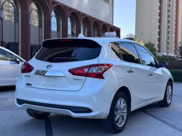 Nissan Tiida 2021 Model 1.6L CVT Zhixing Edition – фото 6