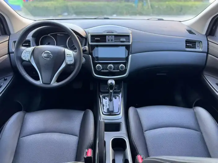 Nissan Tiida 2021 Model 1.6L CVT Zhixing Edition – фото 7