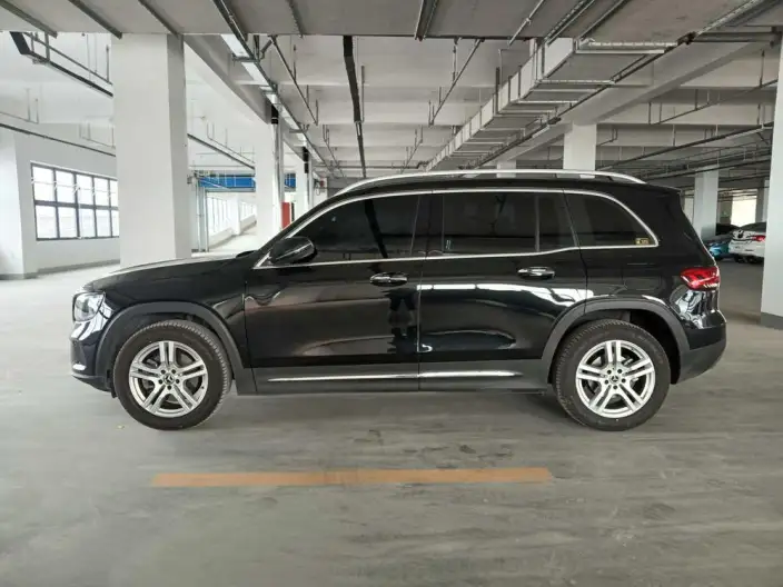 Mercedes-Benz GLB 2023 Model GLB 220 Dynamic Model – фото 3