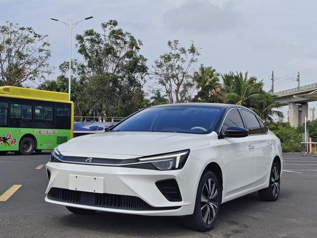 Hyper GT 2025 710km Max