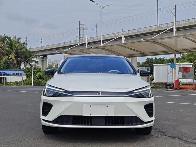Hyper GT 2025 710km Max