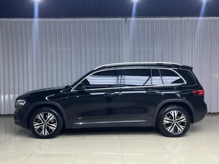 Mercedes-Benz GLB 2025 Model GLB 220 Dynamic Model – фото 4