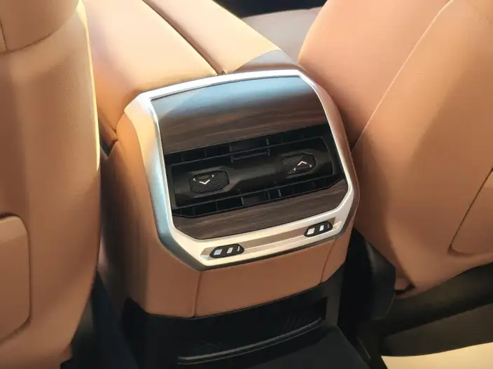 BMW 7 Series 2023 Model 740Li Leading Model Luxury Set – фото 9