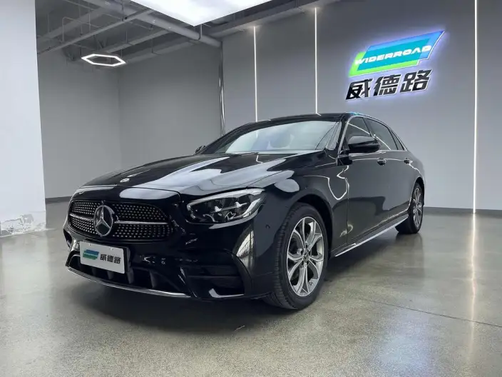 Mercedes-Benz E-Class 2023 Model E 300 L Fashion Model Sports sedan – фото 1
