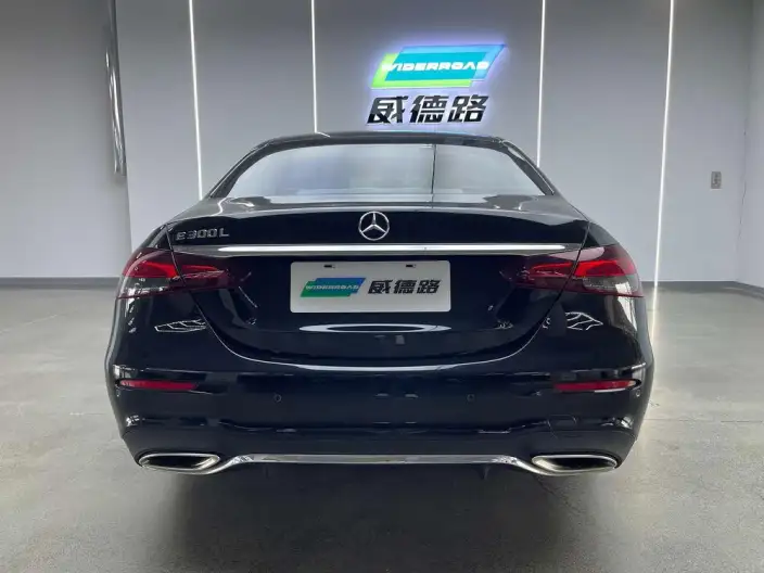 Mercedes-Benz E-Class 2023 Model E 300 L Fashion Model Sports sedan – фото 5