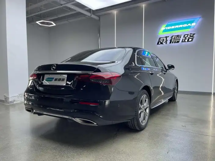 Mercedes-Benz E-Class 2023 Model E 300 L Fashion Model Sports sedan – фото 6