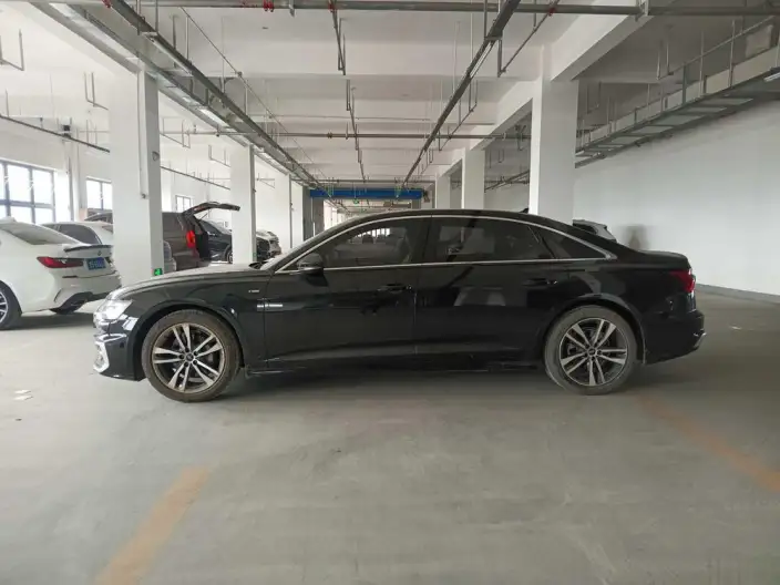 Audi A6L 2023 Model Facelift 40 TFSI Luxury Dynamic Model – фото 3