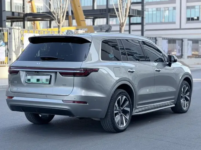 Li Auto ONE 2021 Model Extended Range 6 seat Edition – фото 6