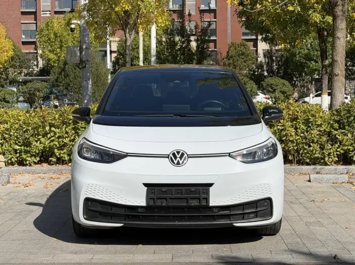 Volkswagen ID.3 2023 Model L Class Model Pure Smart Edition – фото 2