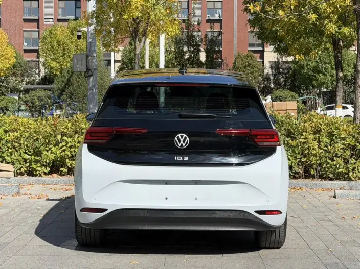 Volkswagen ID.3 2023 Model L Class Model Pure Smart Edition – фото 5