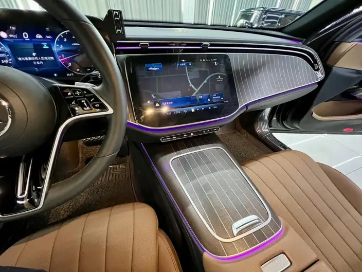 Mercedes-Benz E-Class 2025 Model E 300 L Fashion Model sedan – фото 9
