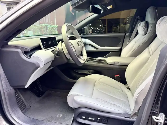 NIO ET5T 2024 Model 75kWh – фото 8