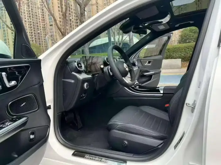 Mercedes-Benz C-Class 2024 Model C 260 L Sports Edition – фото 8