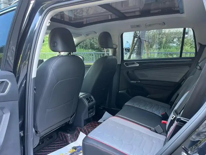 Volkswagen Tiguan L PHEV 2023 Model 430PHEV Plug-in hybrid Premium Edition – фото 9