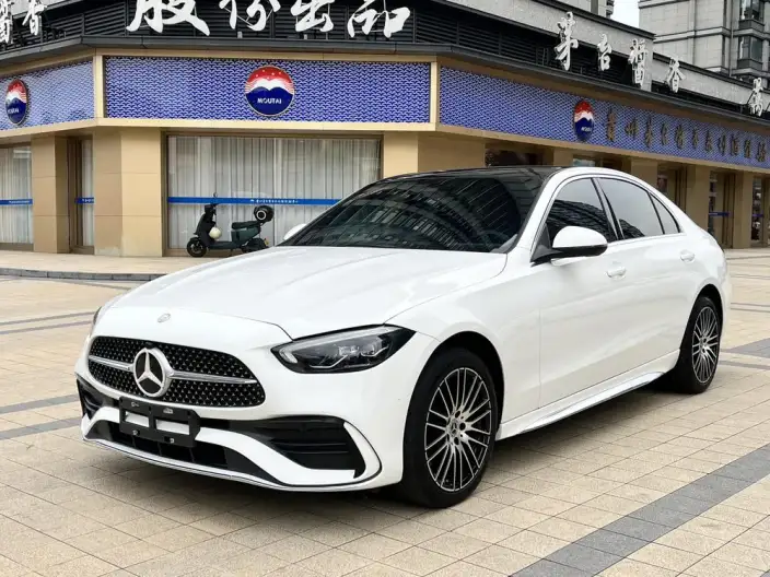 Mercedes-Benz C-Class 2024 Model C 260 L Sports Edition – фото 1