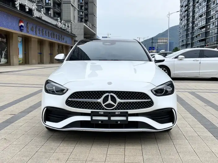 Mercedes-Benz C-Class 2024 Model C 260 L Sports Edition – фото 2