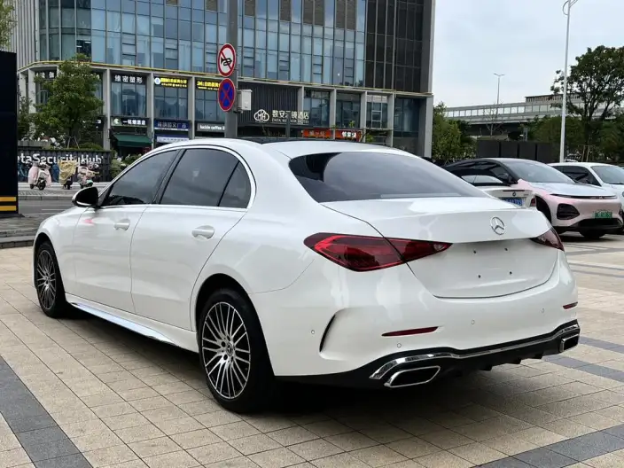 Mercedes-Benz C-Class 2024 Model C 260 L Sports Edition – фото 4
