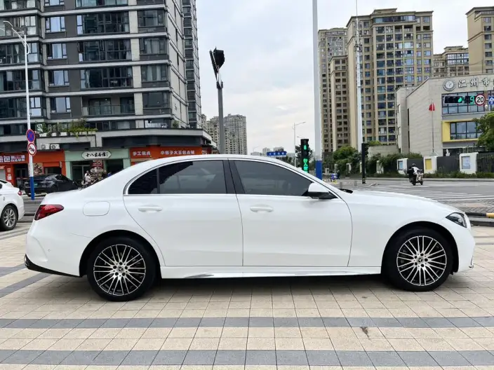 Mercedes-Benz C-Class 2024 Model C 260 L Sports Edition – фото 7