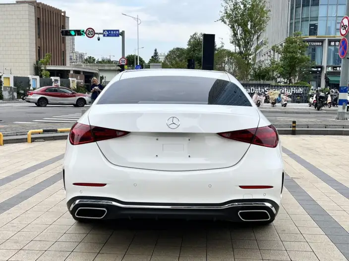 Mercedes-Benz C-Class 2024 Model C 260 L Sports Edition – фото 9