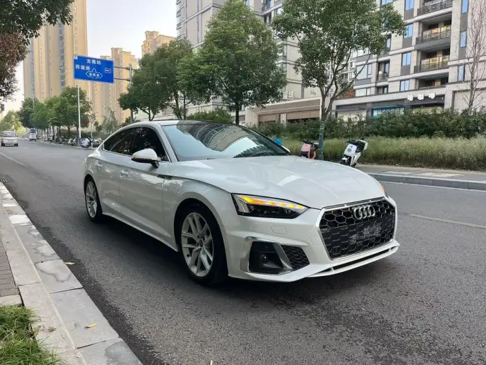 Audi A5 2023 Model Sportback 40 TFSI Fashion Dynamic Model – фото 3