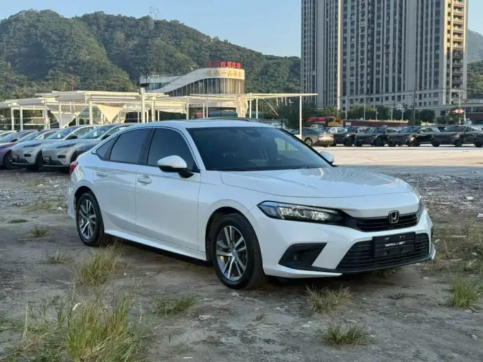 Honda Civic 2023 Model 240TURBO CVT Momentum Edition – фото 3