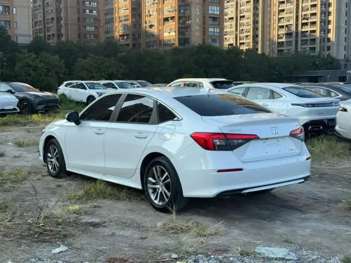 Honda Civic 2023 Model 240TURBO CVT Momentum Edition – фото 4