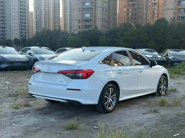 Honda Civic 2023 Model 240TURBO CVT Momentum Edition – фото 6