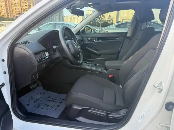 Honda Civic 2023 Model 240TURBO CVT Momentum Edition – фото 8