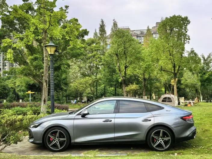 MG7 2025 Model 2.0T Automatic Trophy+ Chao Class Smart Driving Edition – фото 3