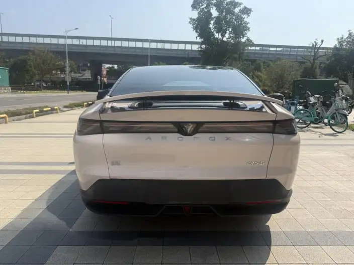 Arcfox α-S 5 2025 Model 708MAX 200kW – фото 6