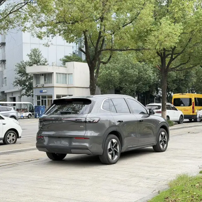 Geely Galaxy E5 2026 Model 610km Tiggo + Edition – фото 6