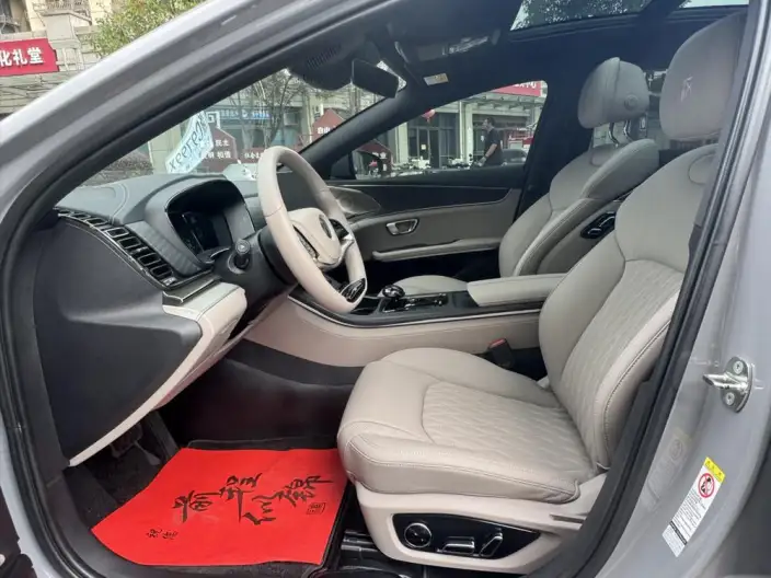 BYD Han DM 2025 Model Smart Driving Edition DM-i 125KM Pilot Edition – фото 9