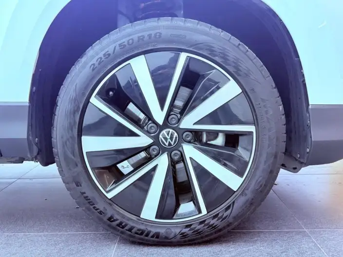 Volkswagen Tharu 2024 Model 300TSI 2WD Moonlight Edition – фото 7