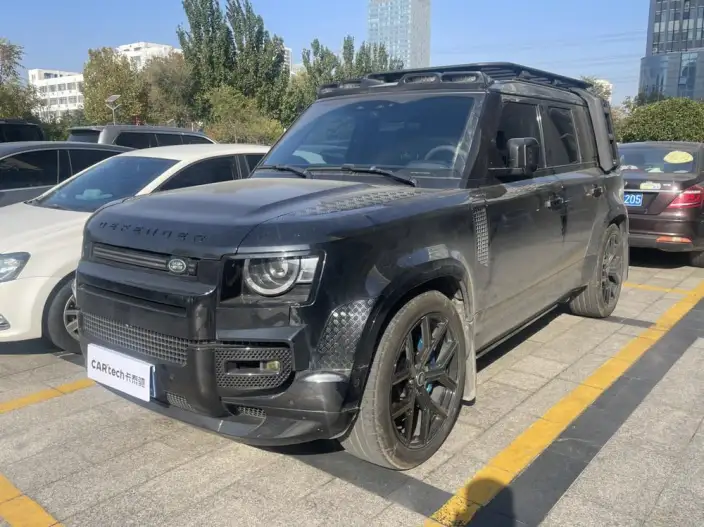 Land Rover Defender 2024 Model 110 3.0T P400 X-Dynamic HSE – фото 1