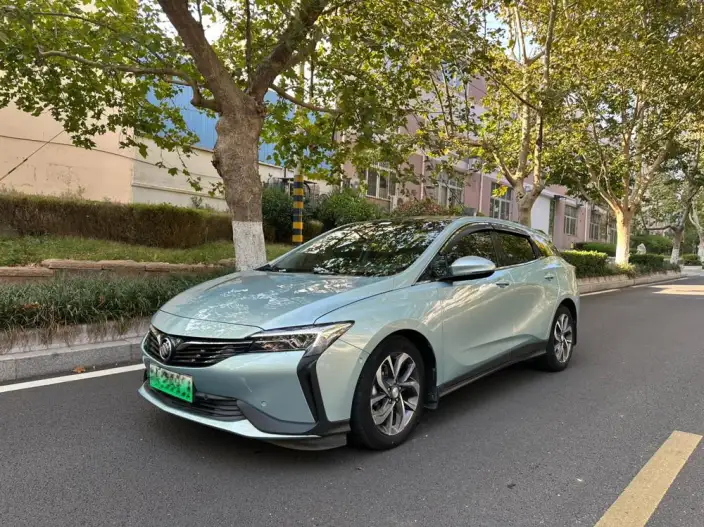 Buick Velite 6 PHEV 2022 Model Connected Smart Model – фото 1