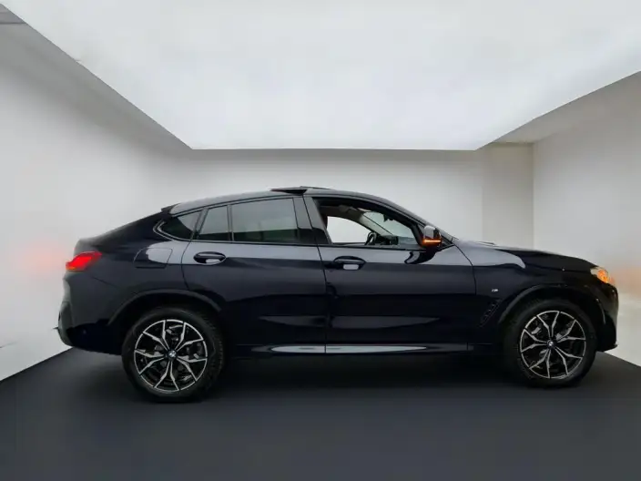 BMW X4 2022 Model xDrive 30i M Sports Set – фото 7