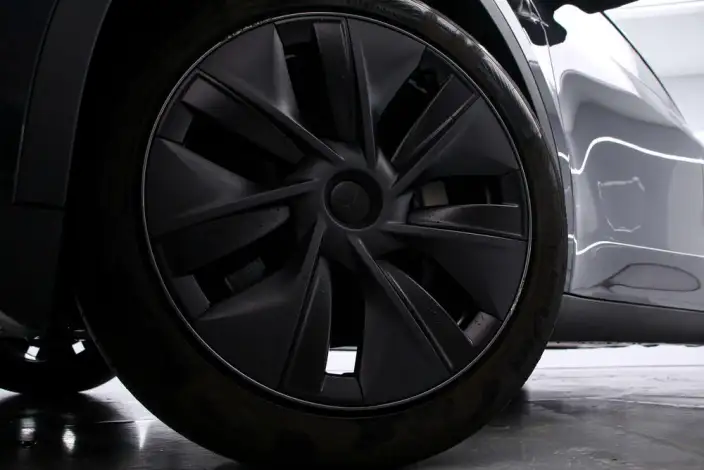 Model Y 2024 Model Rear-wheel drive version – фото 6